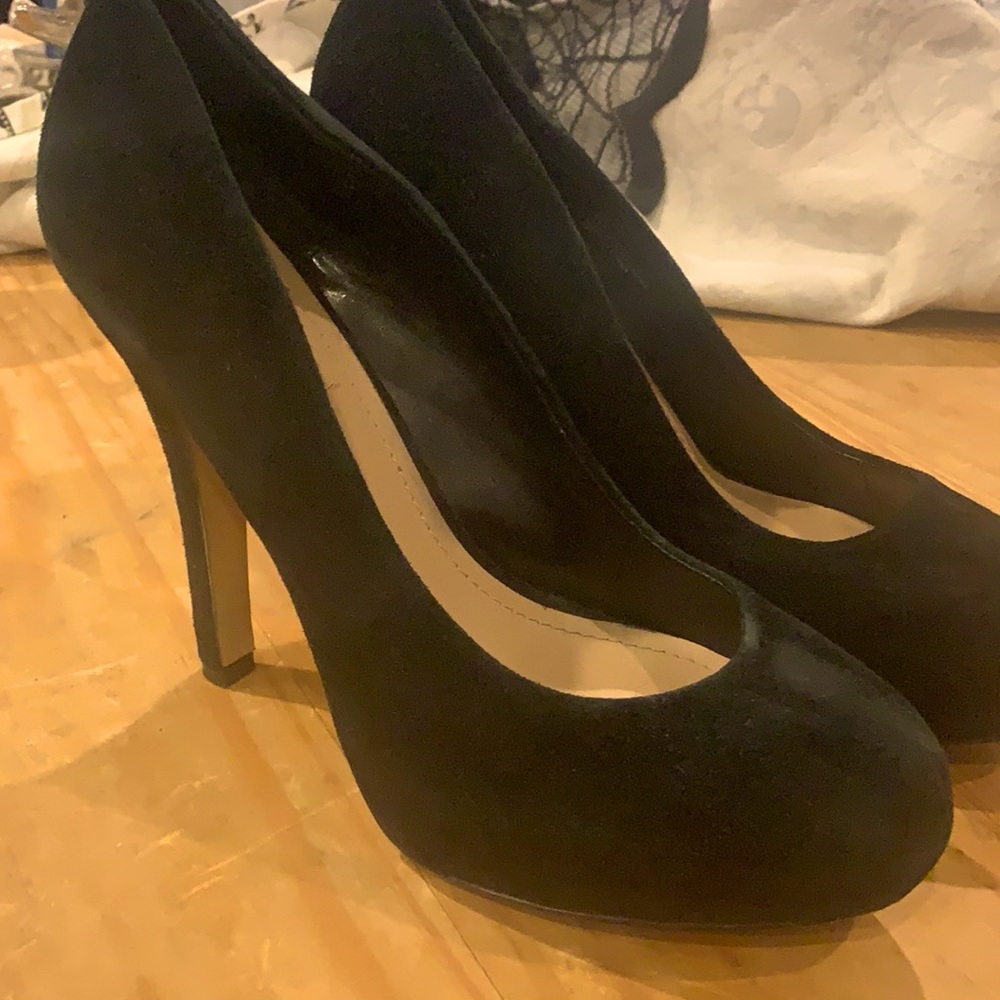 Steve Madden Black Suede High Heels, Size 9 - Picture 1 of 1